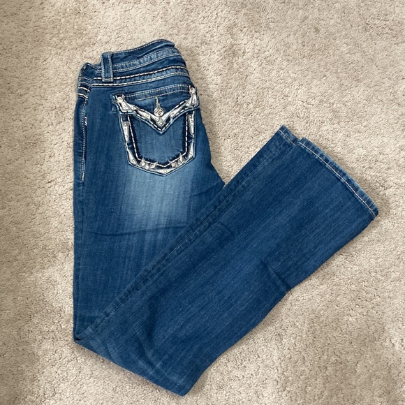 MissMe PreOwned Women’s Size 26 MidRise Jeans - Picture 2 of 5